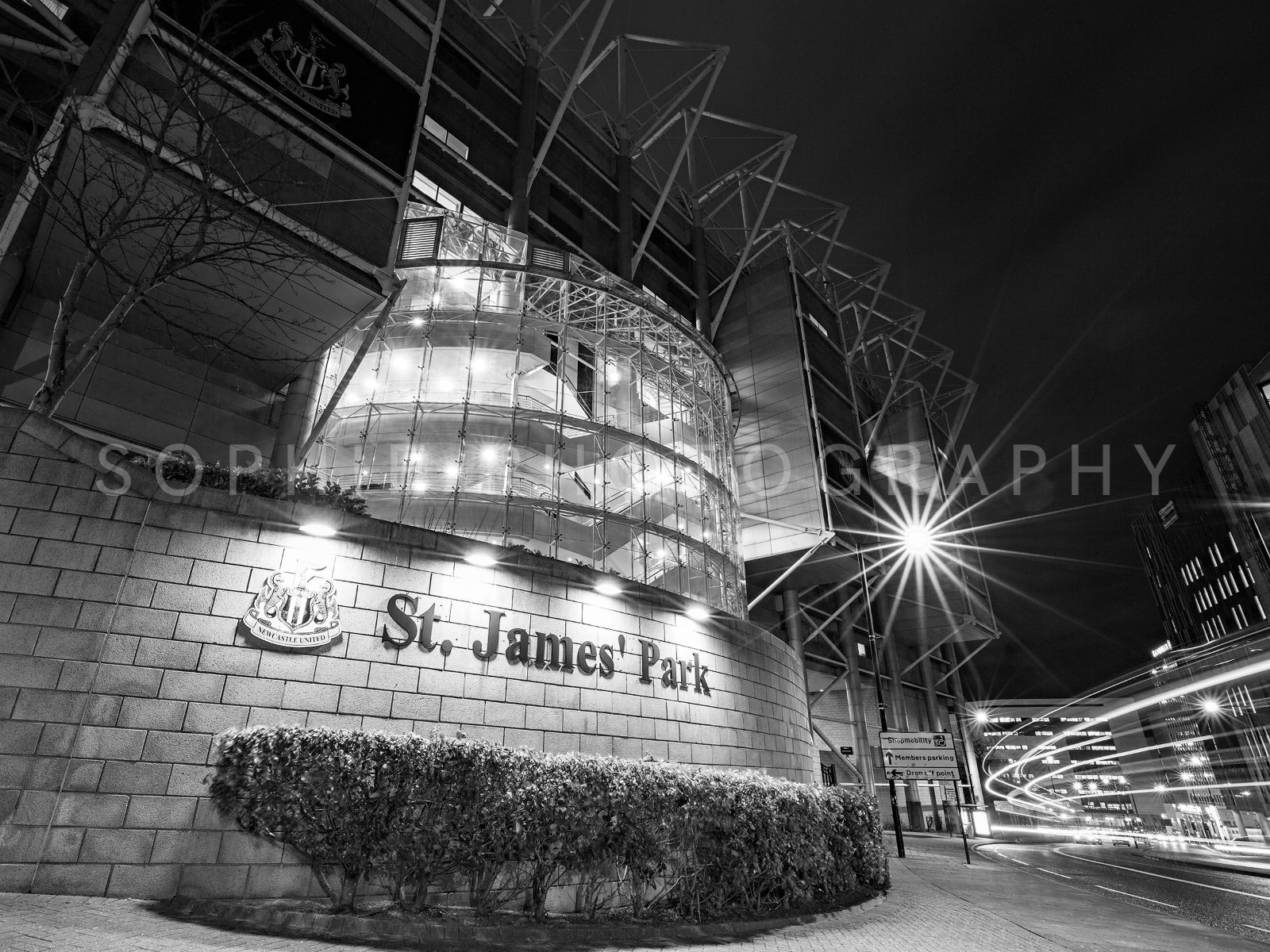 St James' Park at Night